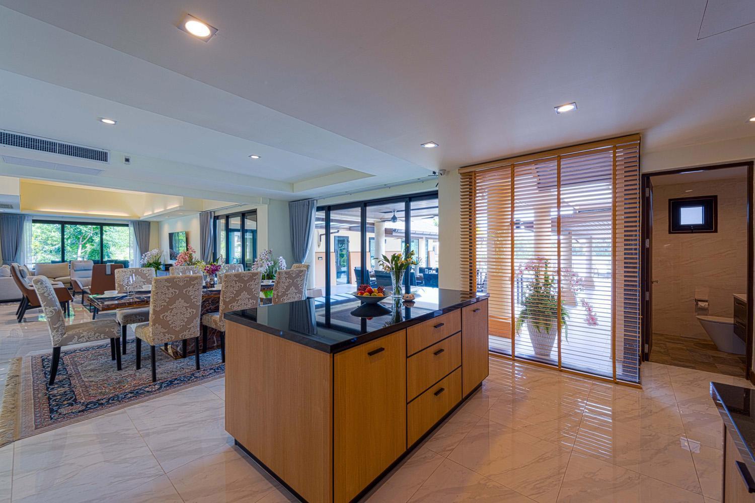 Luxury 5 Bedroom Close To Srs Hua Hin