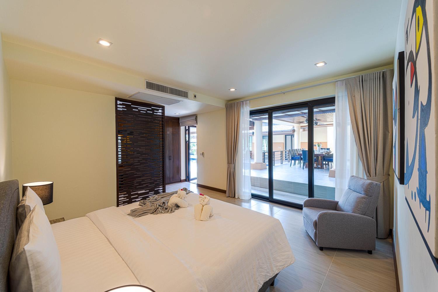 Luxury 5 Bedroom Close To Srs Villa Hua Hin