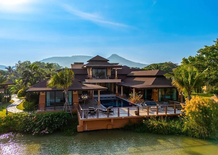 Luxury 5 Bedroom Villa Close To Beach Srs